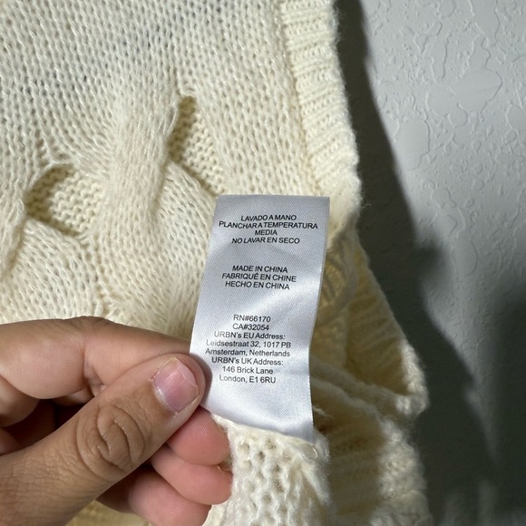 Anthropologie Pilcro Cutout Knit Vest ONE SIZE - Picture 7 of 7